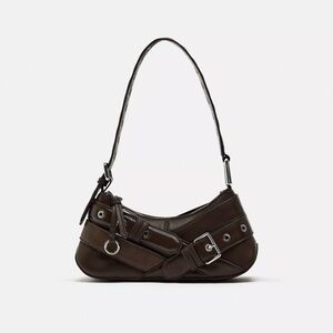 BELT DETAIL SHOULDER BAG